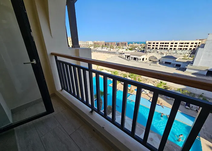 Apartment Brand New With Swimming Pool